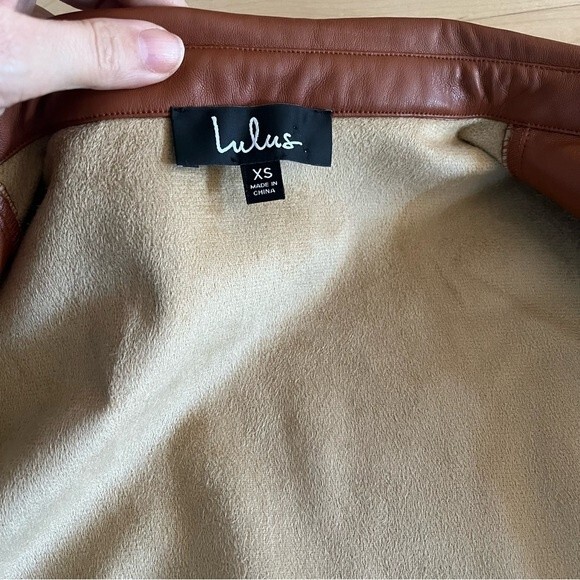 Lulus Making Impressions Brown Vegan Leather Puff Sleeve Top XS NWOT - Picture 11 of 12